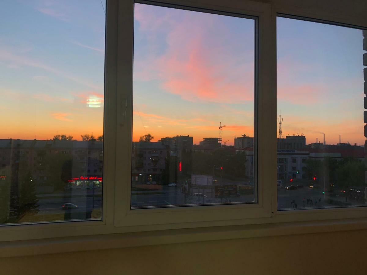 Apartment On Republic Square Ust-Kamenogorsk Ngoại thất bức ảnh