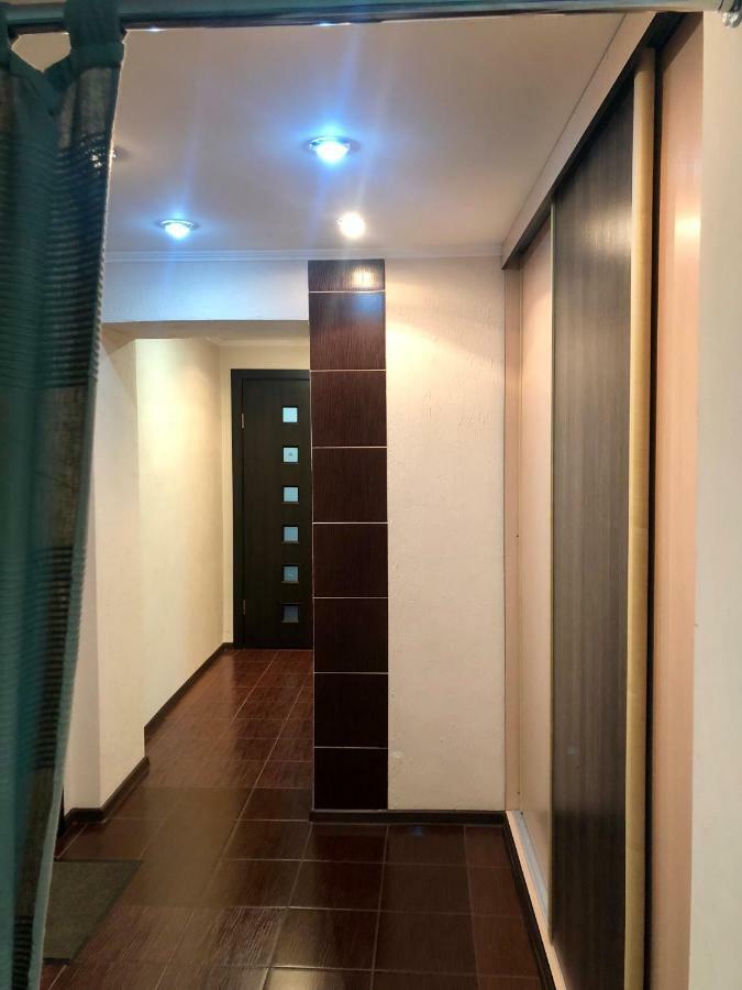 Apartment On Republic Square Ust-Kamenogorsk Ngoại thất bức ảnh