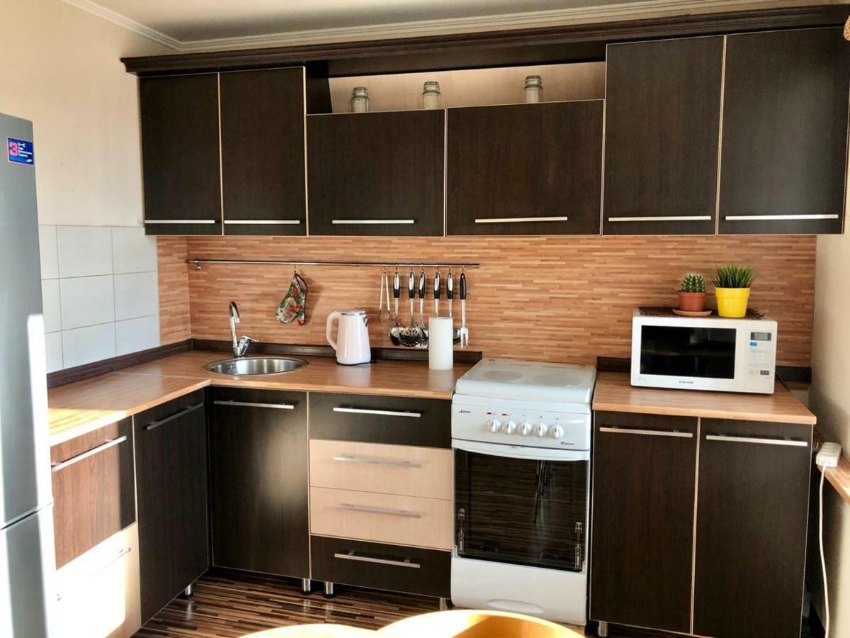 Apartment On Republic Square Ust-Kamenogorsk Ngoại thất bức ảnh